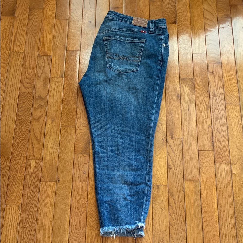 Lucky Brand Reese Boyfriend Cropped Frayed Hem Jeans (Blue Wash)